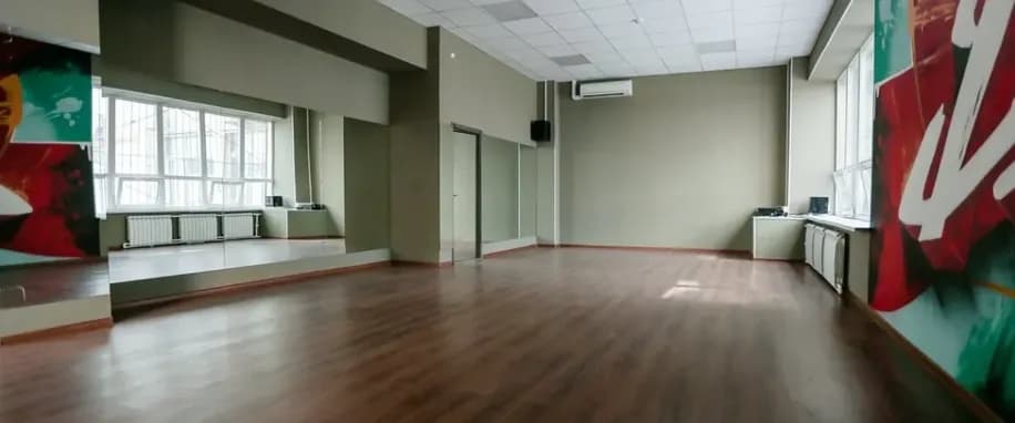 gallery slide